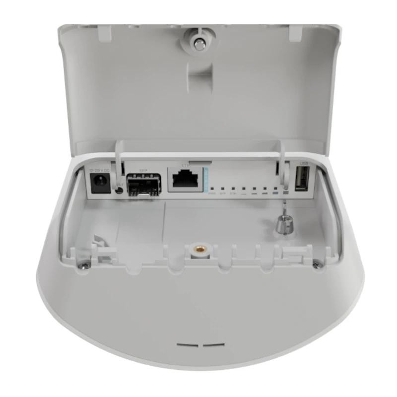 MikroTik mANTBox ax 15s WiFi6 1xGbE 1x2.5G SFP Out