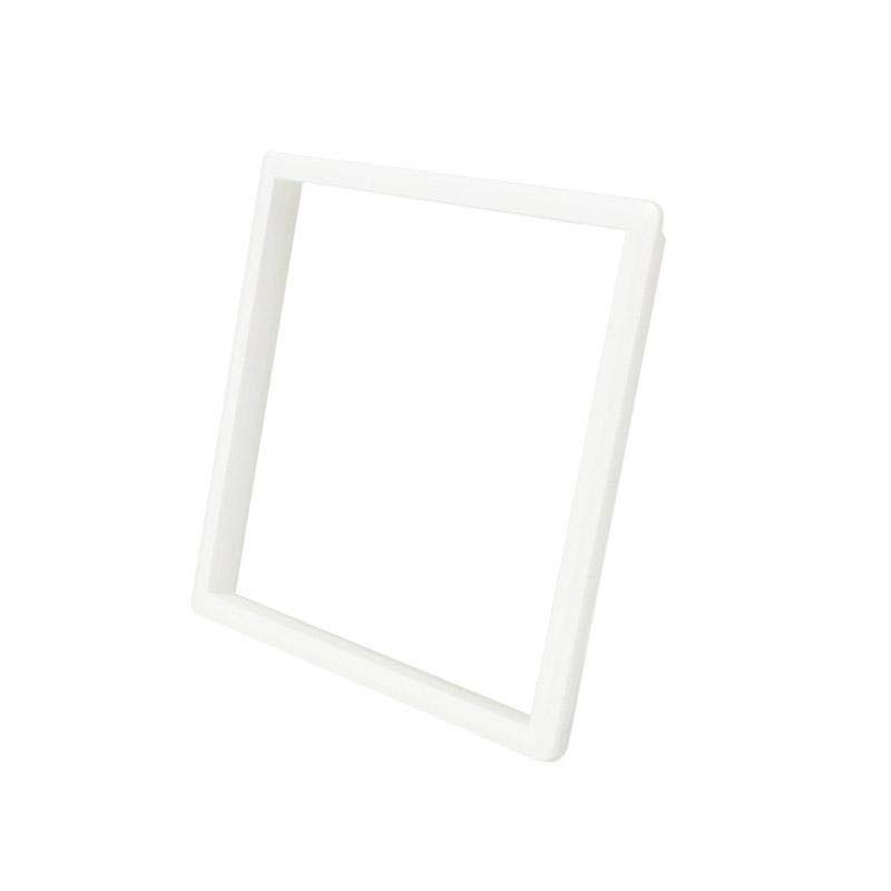 Marco decorativo socket Blanco LIVOLO