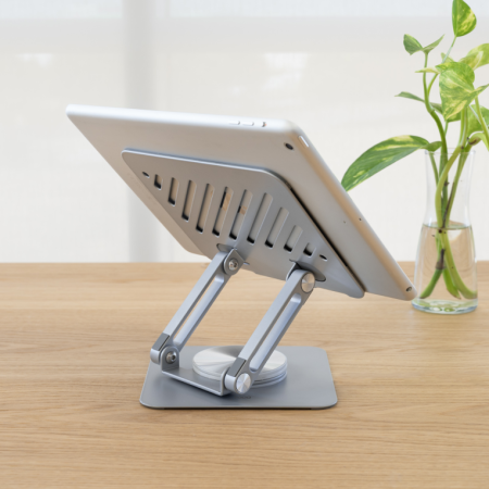 TooQ Soporte de Sobremesa con rotación 360° y ajustable para dispositivos de hasta 13”, Color Plata